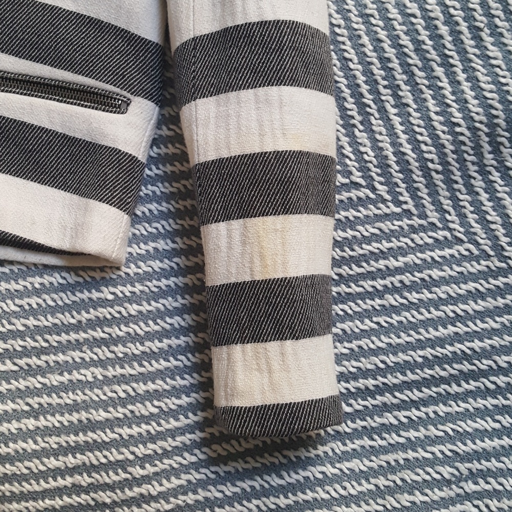 Zara Bold Stripes Blazer - Picture 5 of 8